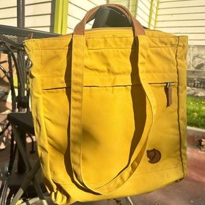 Fjallraven Toteback No. 1 in Ochre